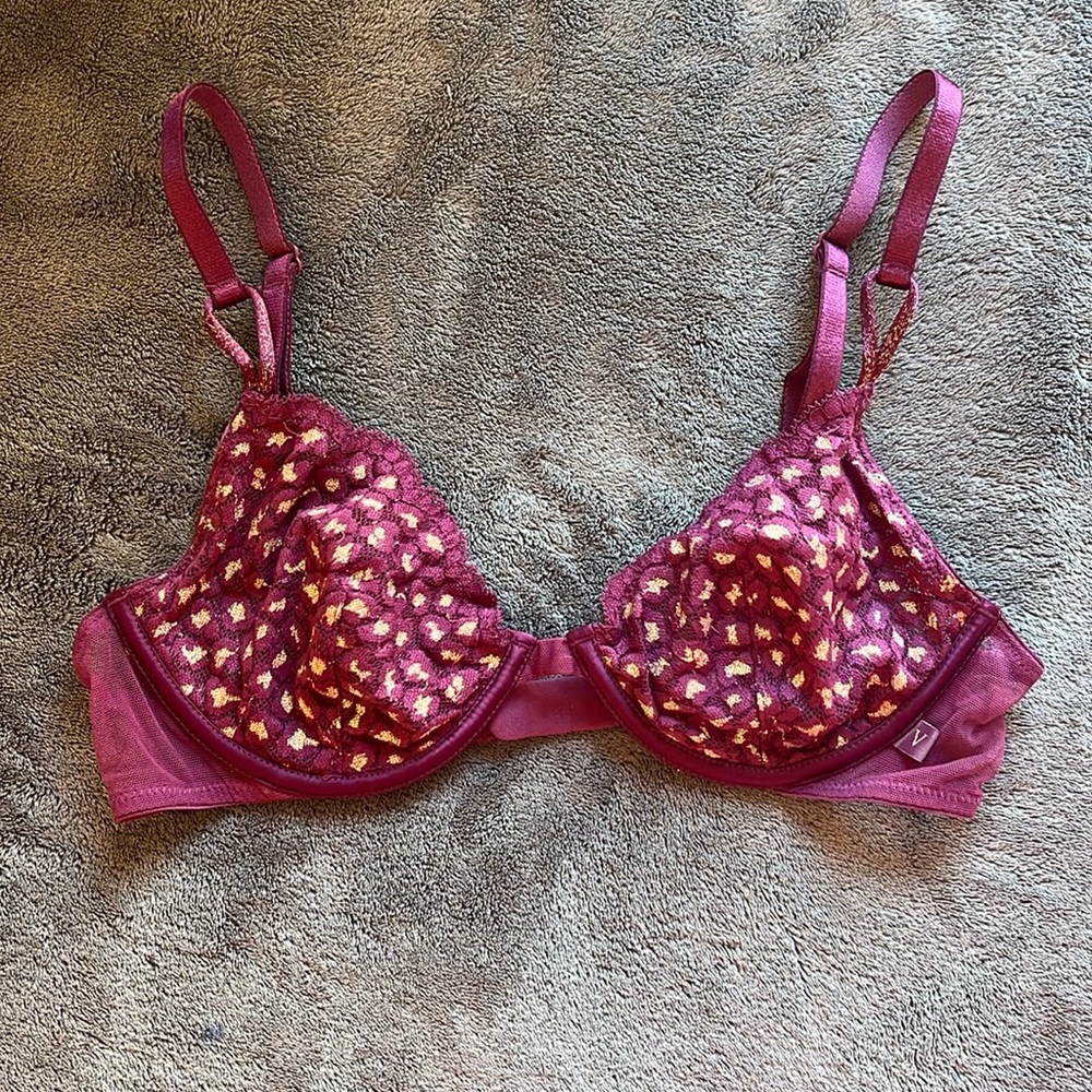Purple Victorias Secret Bra Unlined